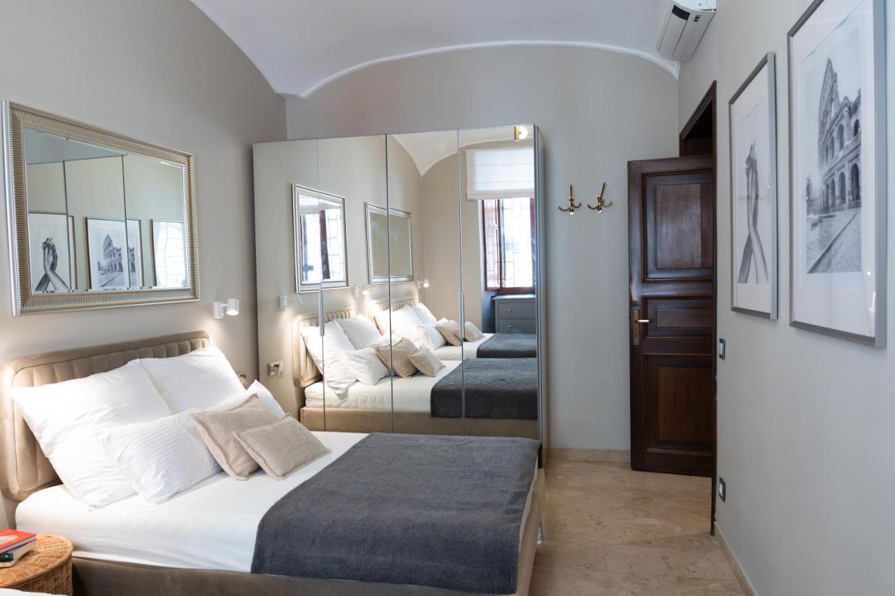 Center Apartment Rom